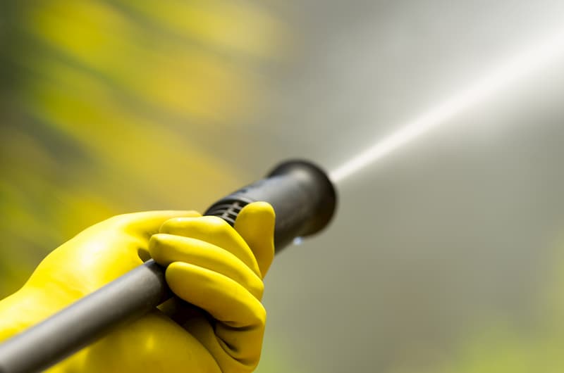 How Commercial Pressure Washing Promotes Your Roswell Business
