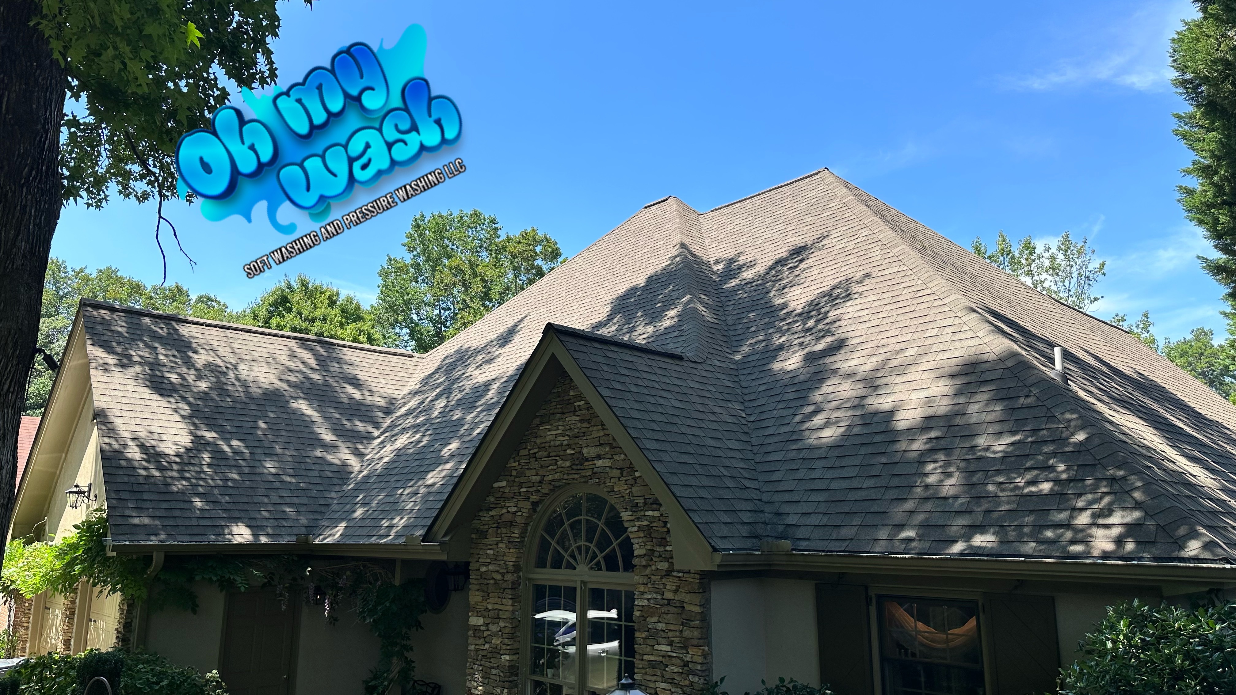 Revitalize Your Roof: Marietta's #1 Roof Cleaning Solution